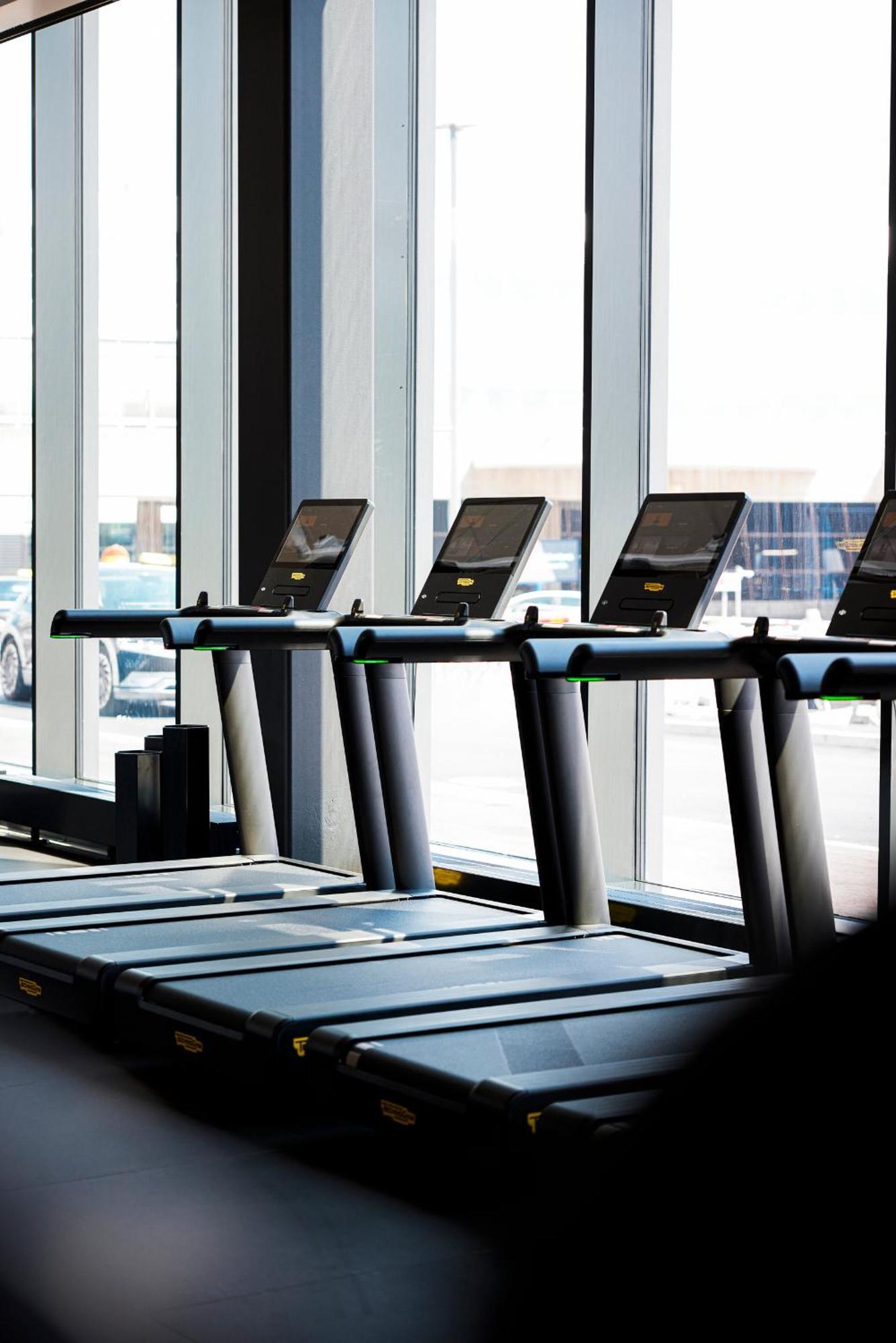 Comfort Hotel Helsinki Airport Вантаа Екстериор снимка