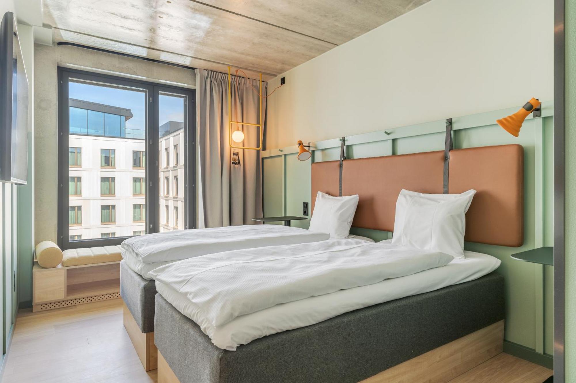 Comfort Hotel Helsinki Airport Вантаа Екстериор снимка