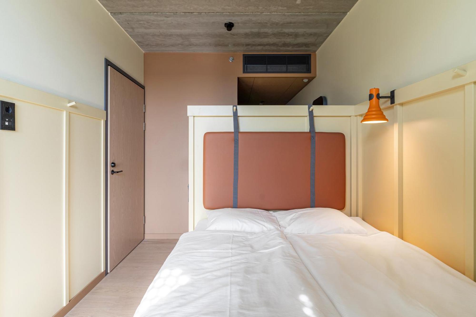 Comfort Hotel Helsinki Airport Вантаа Екстериор снимка