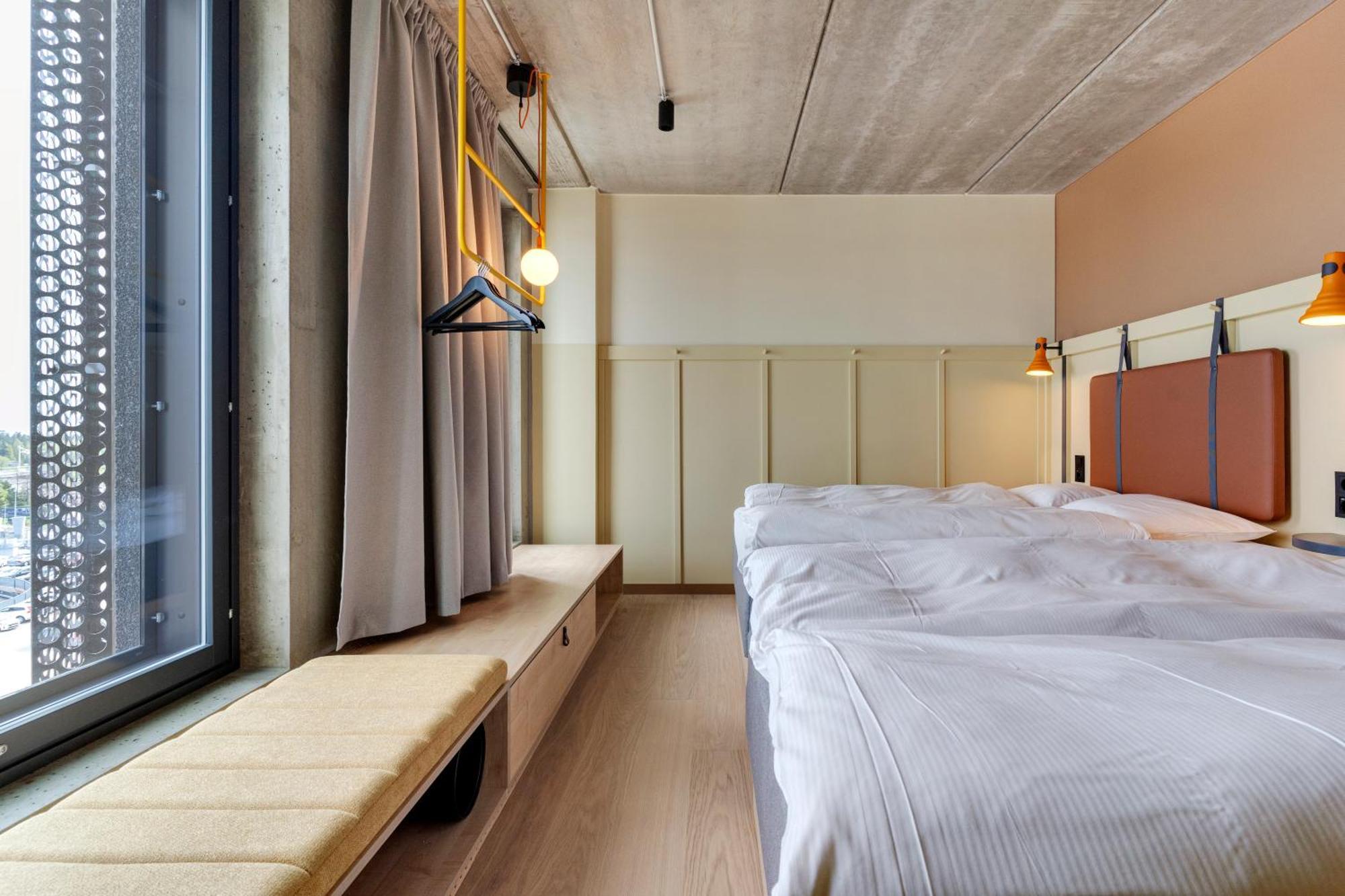 Comfort Hotel Helsinki Airport Вантаа Екстериор снимка